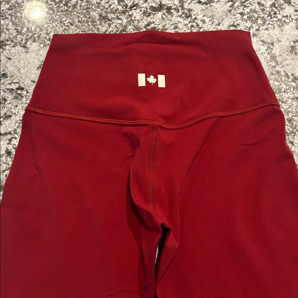 NWOT Lululemon Team Canada Align high rise pant 25” - Picture 2 of 6